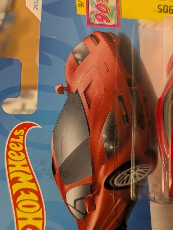 Hot Wheels McLaren F1 (Red) - Damaged Card - Image 3