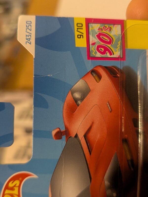 Hot Wheels McLaren F1 (Red) - Damaged Card - Image 4